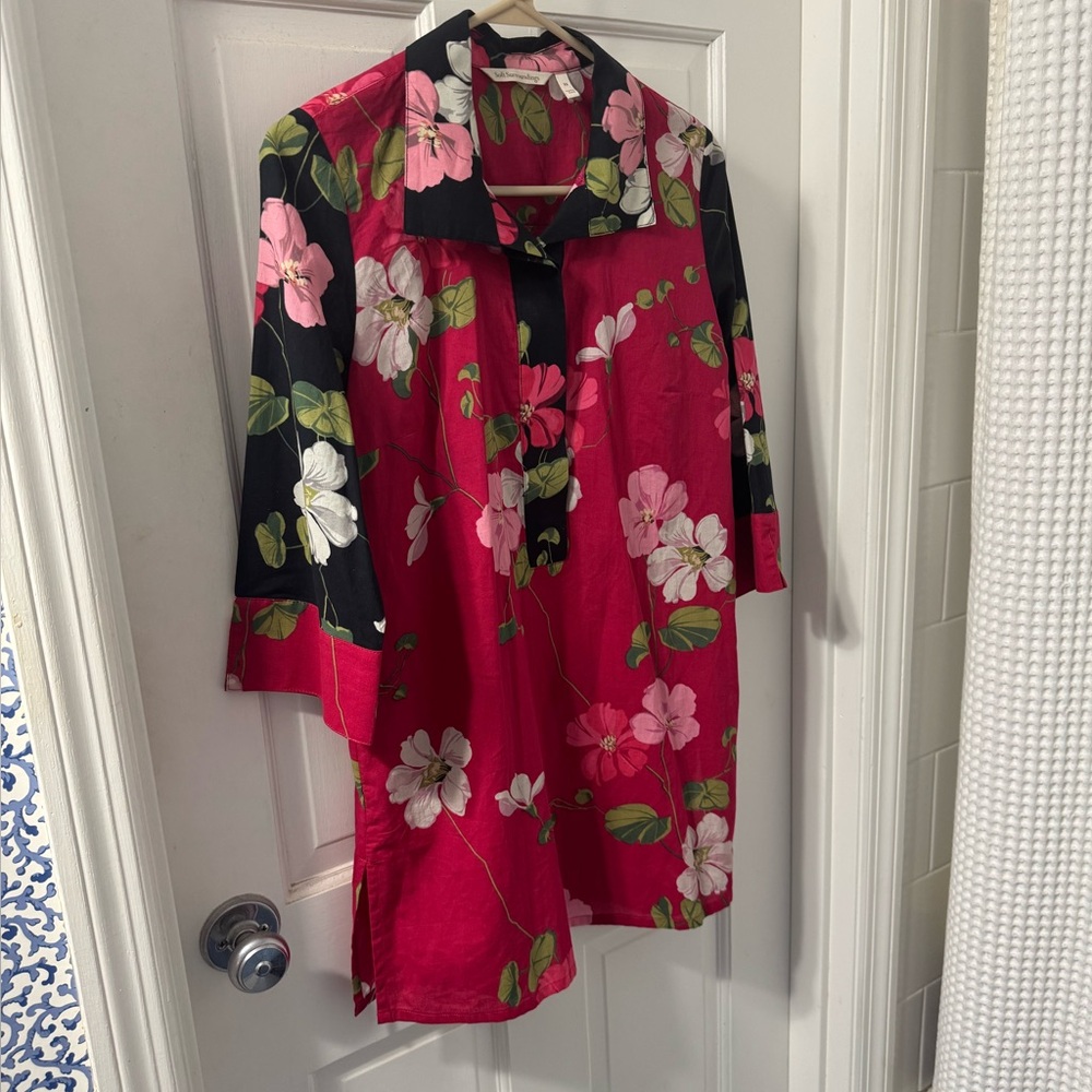 Soft Surroundings XS tunic -vibrant pink black cotton